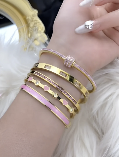 Chloe Bracelet Stack